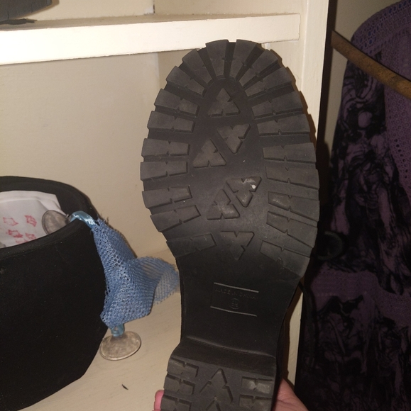 Booties - Picture 4 of 5